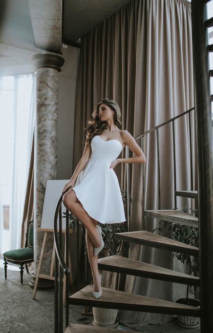 white-wedding-dress-second-look-dancing