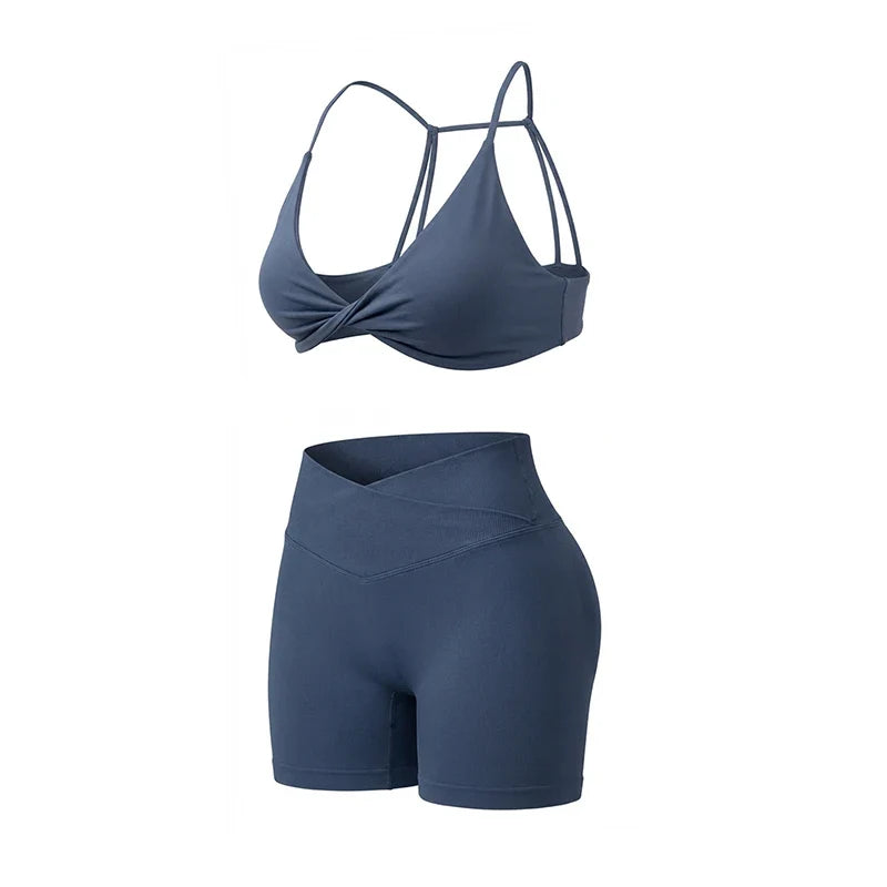 Ensemble Sport 2 Pièces Brassière Torsadée & Short Froncé