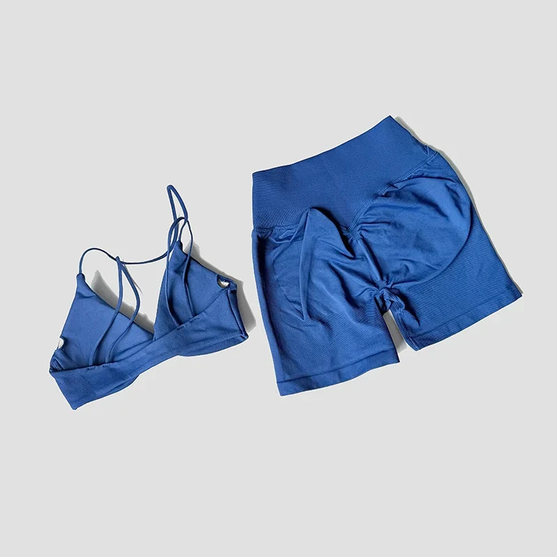 Ensemble Sport 2 Pièces Brassière Torsadée & Short Froncé