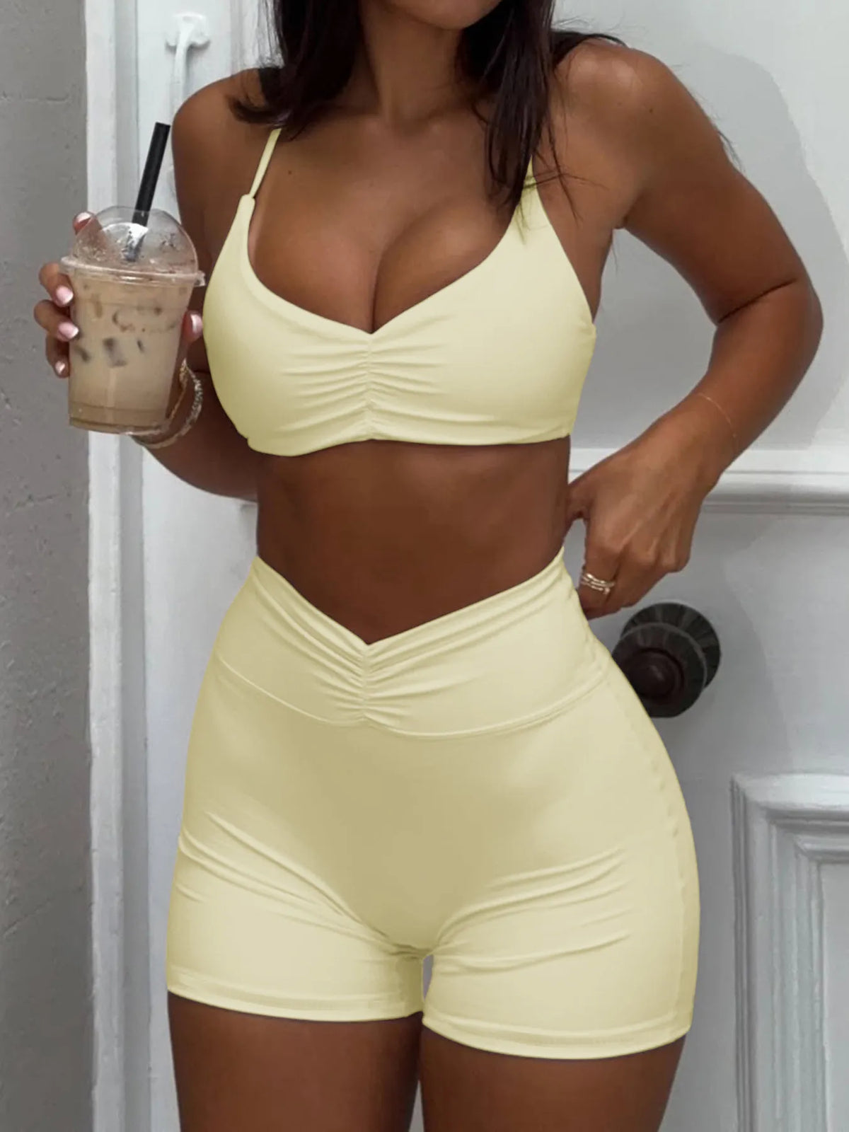 Ensemble Sport Brassière Froncée & Short Taille Haute