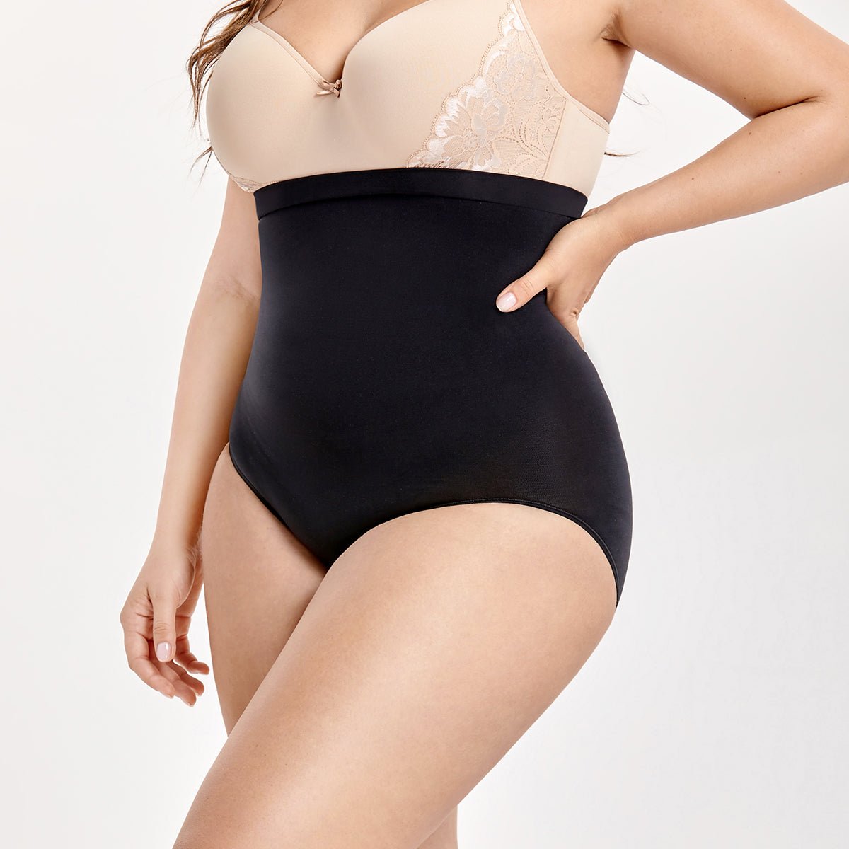 Culotte Gainante Taille Haute – Effet Ventre Lissé