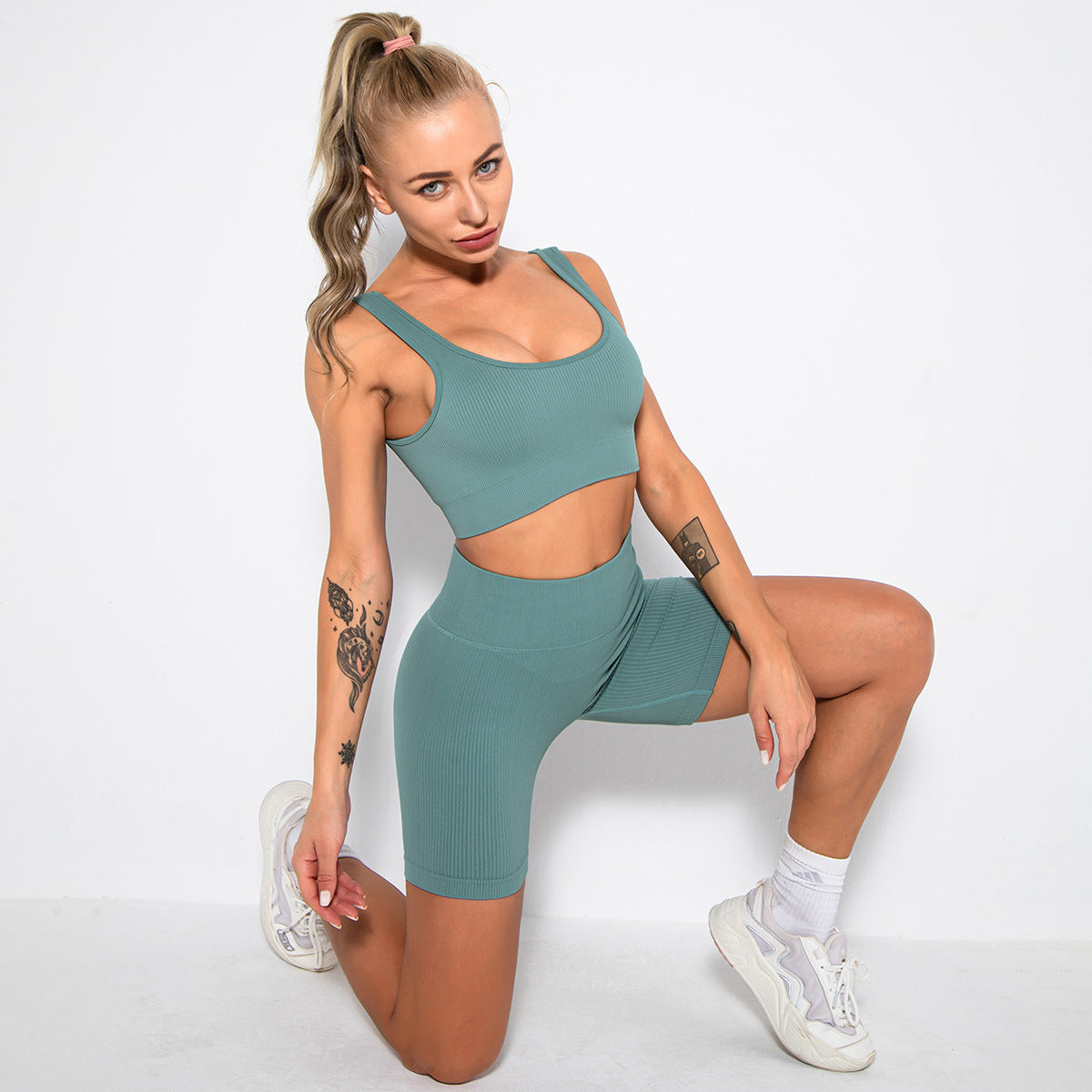 Ensemble Yoga 2 Pièces Brassière & Short Seamless